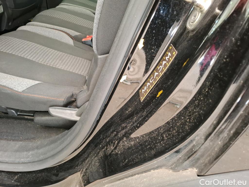  Peugeot  5008  Active Pack 1.5 HDi 130CV BVA8 7 Sieges E6d #5