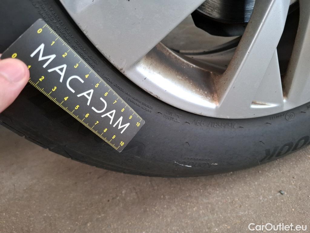  Peugeot  5008  Active Pack 1.5 HDi 130CV BVA8 7 Sieges E6d #14