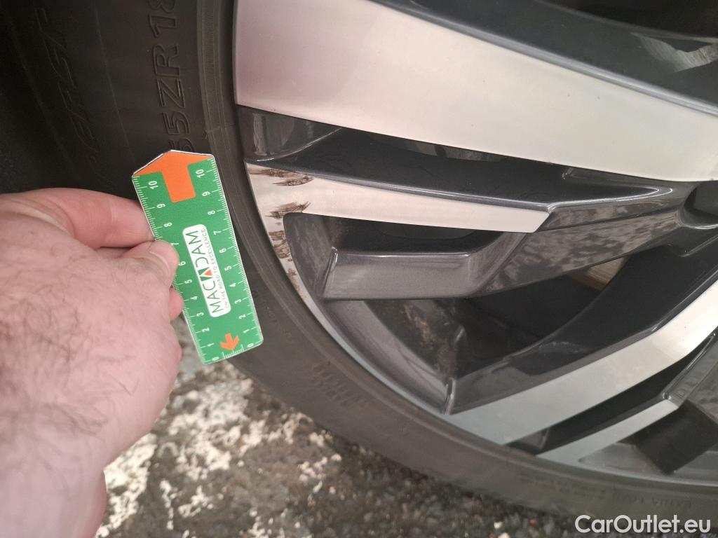  Peugeot  5008  Allure Pack 1.5 HDi 130CV BVA8 7 Sieges E6d #22