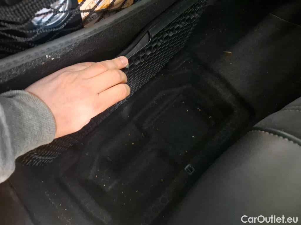  Peugeot  5008  GT 2.0 HDi 175CV BVA8 7 Sieges E6d #44