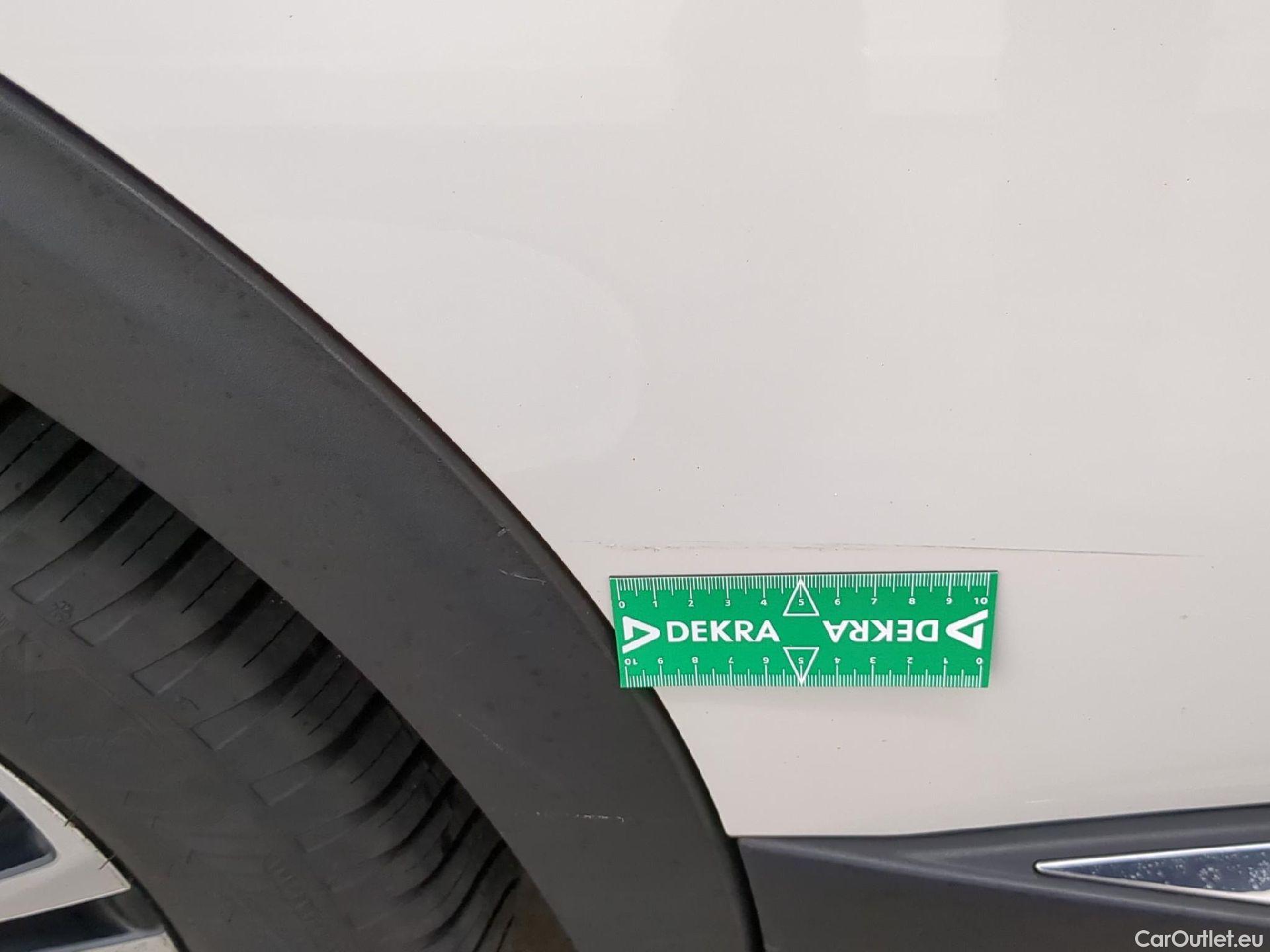  Peugeot  5008  GT Line 1.5 HDi 130CV BVA8 7 Sieges E6dT #16