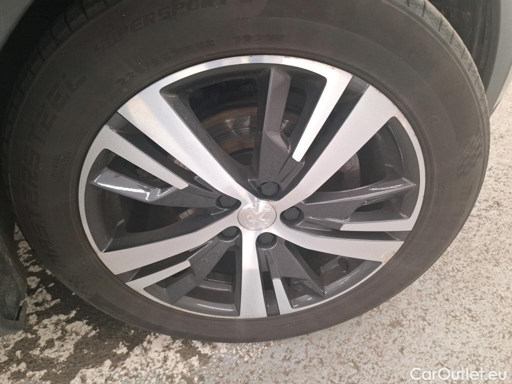  Peugeot  5008  Allure Pack 1.5 HDi 130CV BVA8 7 Sieges E6d #26