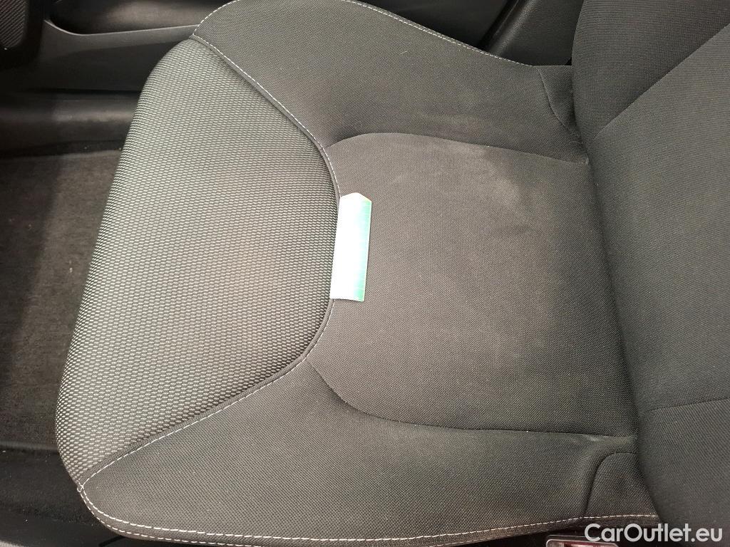  Renault  Clio  IV Business 0.9 TCe 90CV BVM5 E6 #12