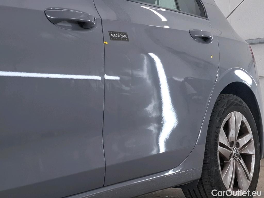  Volkswagen  Golf  VOLKSWAGEN / 2020 / 5P / Berline 1.0 eTSI OPF 110 DSG7 Life Business 1st #8