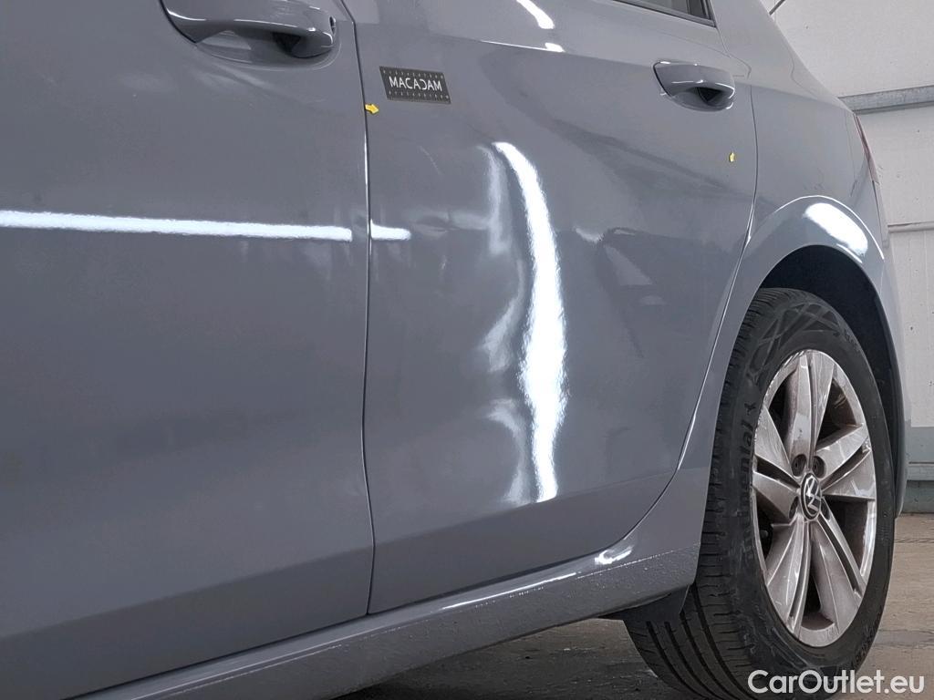  Volkswagen  Golf  VOLKSWAGEN / 2020 / 5P / Berline 1.0 eTSI OPF 110 DSG7 Life Business 1st #9