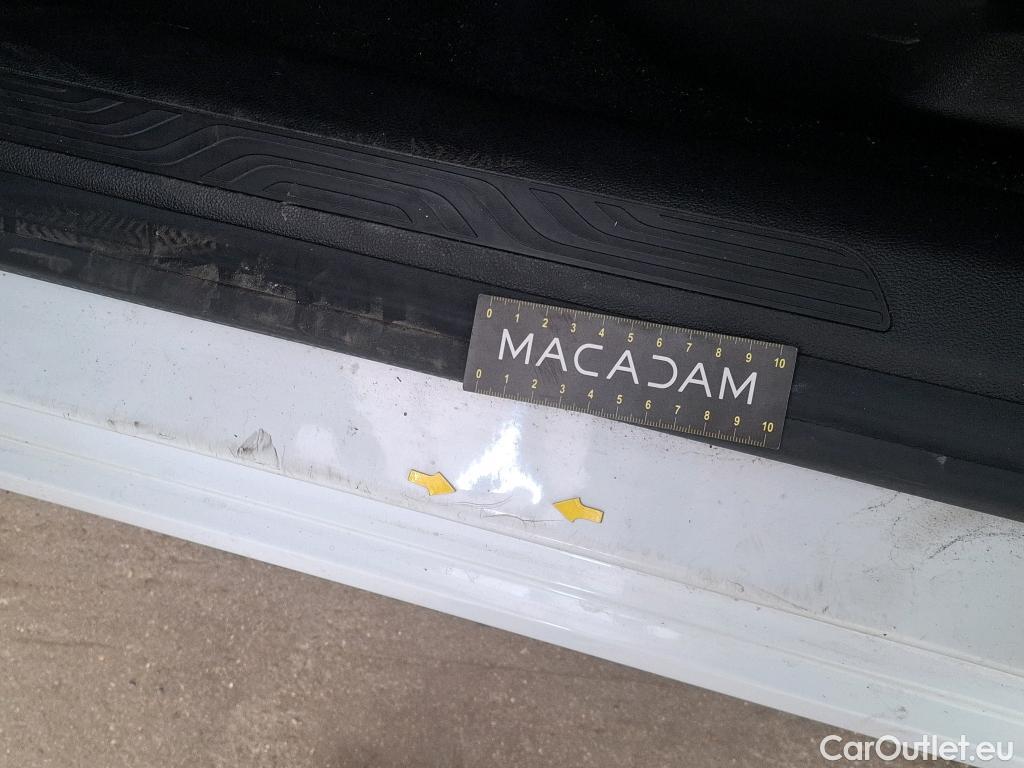  Renault  Megane  IV Berline 5 ptes. Intens 1.5 dCi 115CV BVA7 E6d #48