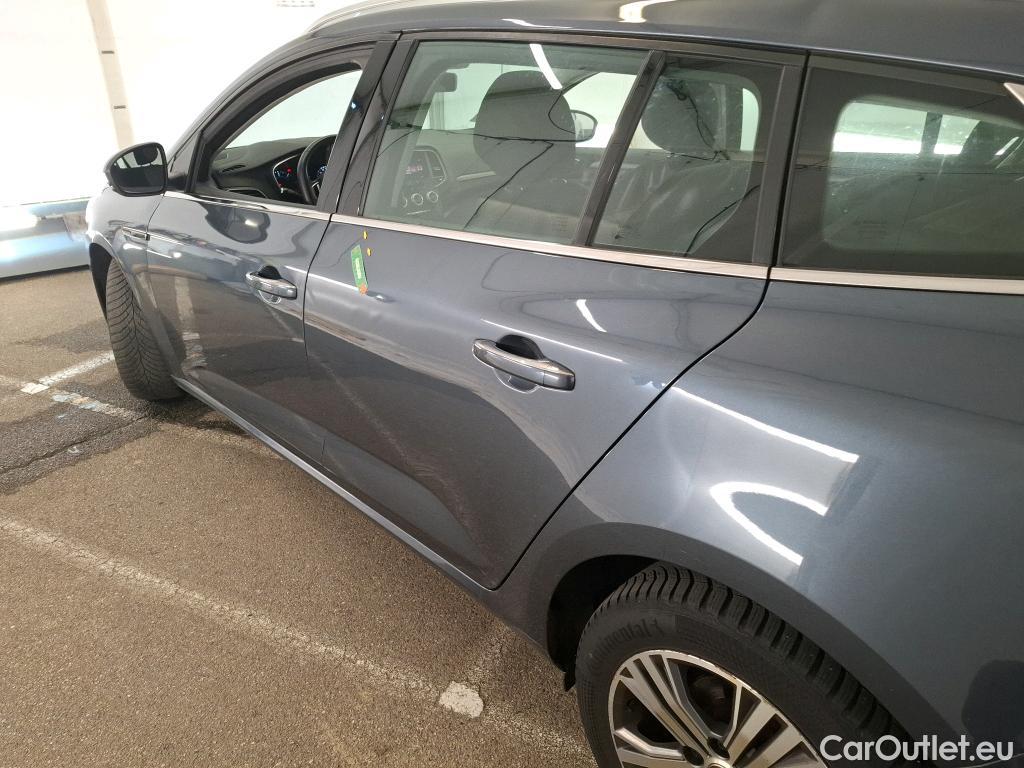  Renault  Megane  IV Estate Evolution 1.5 dCi 115CV BVA7 E6d #76