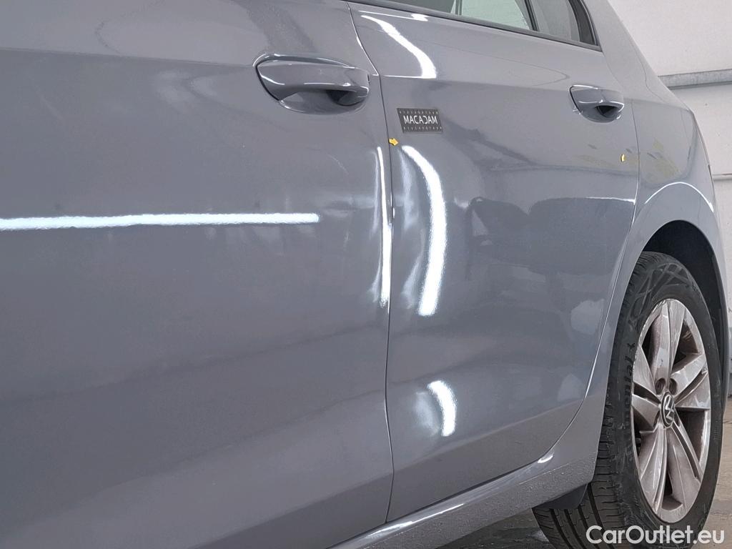  Volkswagen  Golf  VOLKSWAGEN / 2020 / 5P / Berline 1.0 eTSI OPF 110 DSG7 Life Business 1st #11