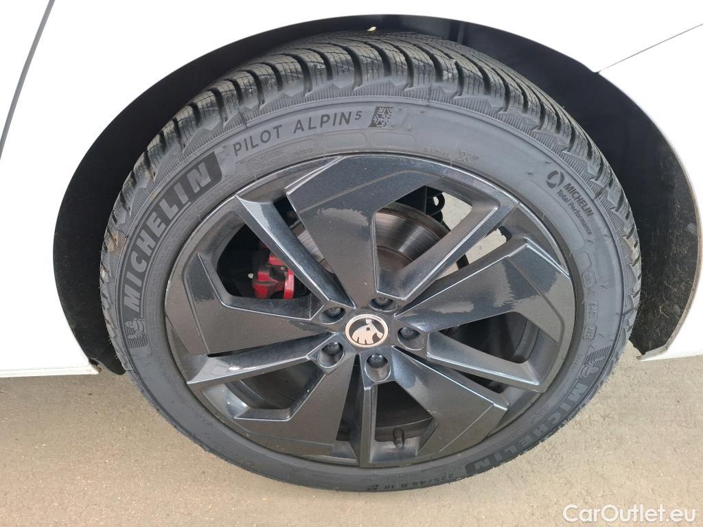  Skoda  Octavia  Berline RS 2.0 TDI 200CV BVA7 E6d #32