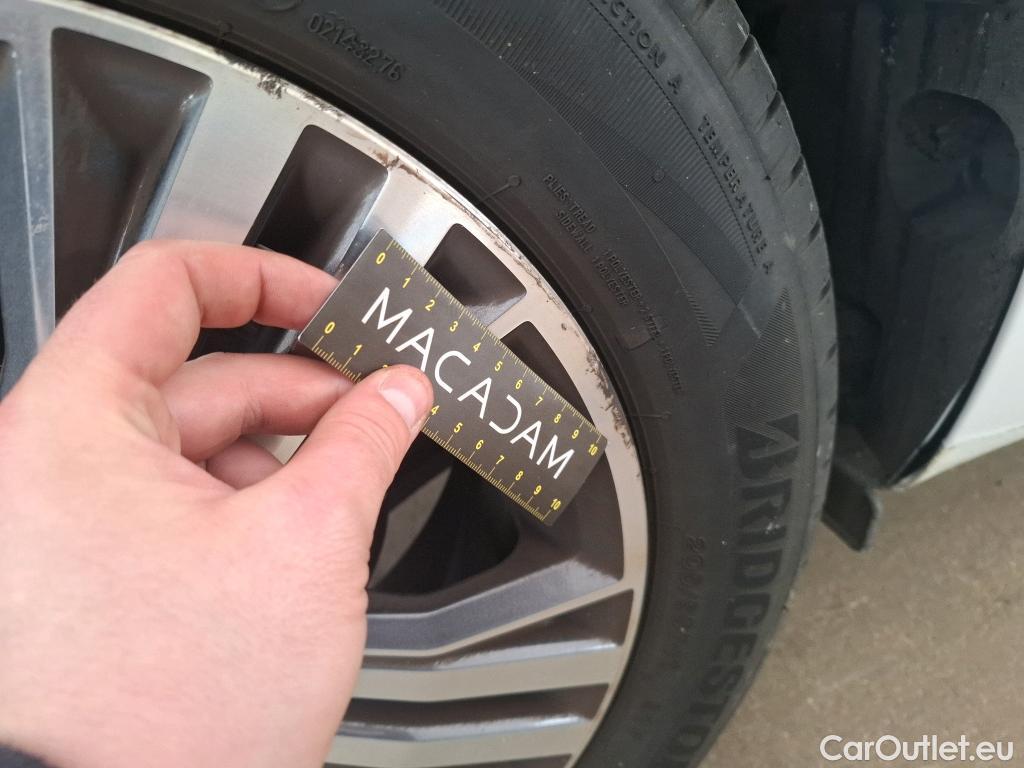  Renault  Megane  IV Berline 5 ptes. Intens 1.5 dCi 115CV BVA7 E6d #43