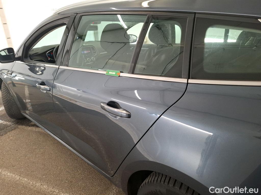  Renault  Megane  IV Estate Evolution 1.5 dCi 115CV BVA7 E6d #44