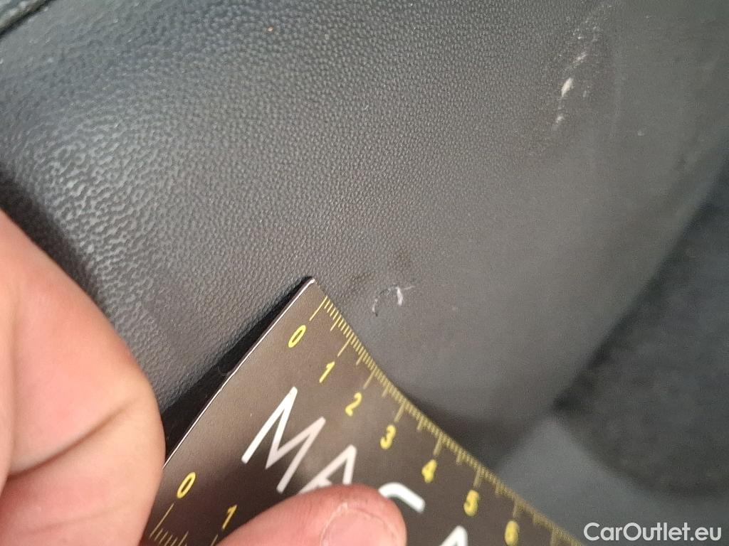  Renault  Megane  IV Berline 5 ptes. Intens 1.5 dCi 115CV BVA7 E6d #23