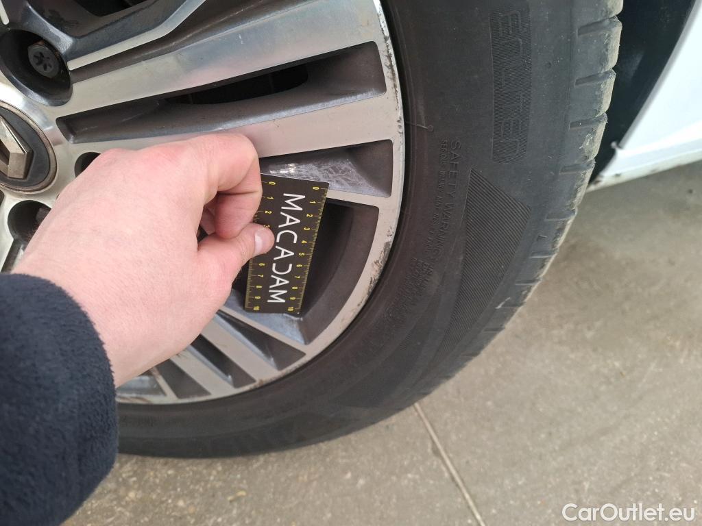  Renault  Megane  IV Berline 5 ptes. Intens 1.5 dCi 115CV BVA7 E6d #31