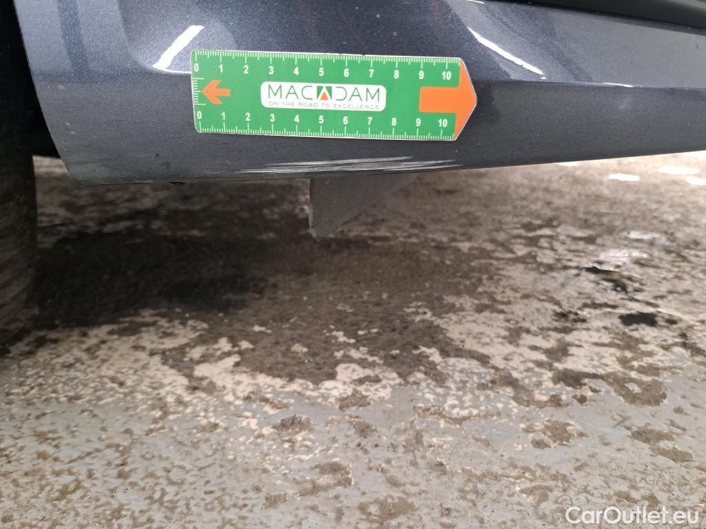  Renault  Megane  IV Berline 5 ptes. Business 1.5 dCi 115CV BVA7 E6d #13