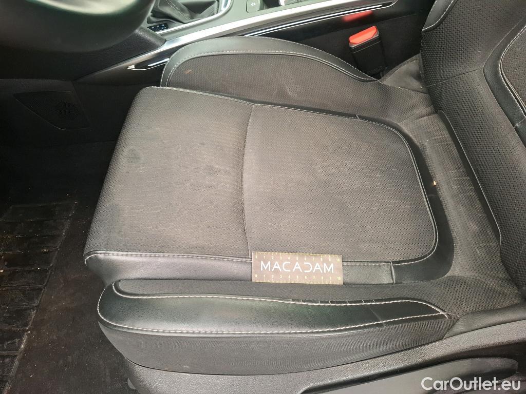  Renault  Megane  IV Berline 5 ptes. Intens 1.5 dCi 115CV BVA7 E6d #19