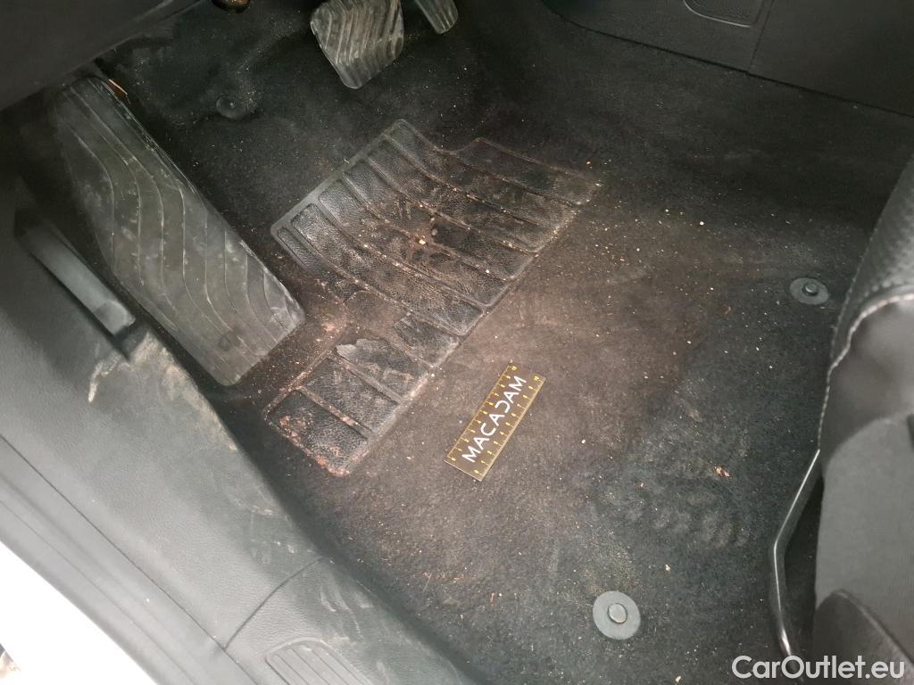  Renault  Megane  IV Berline 5 ptes. Intens 1.5 dCi 115CV BVA7 E6d #44