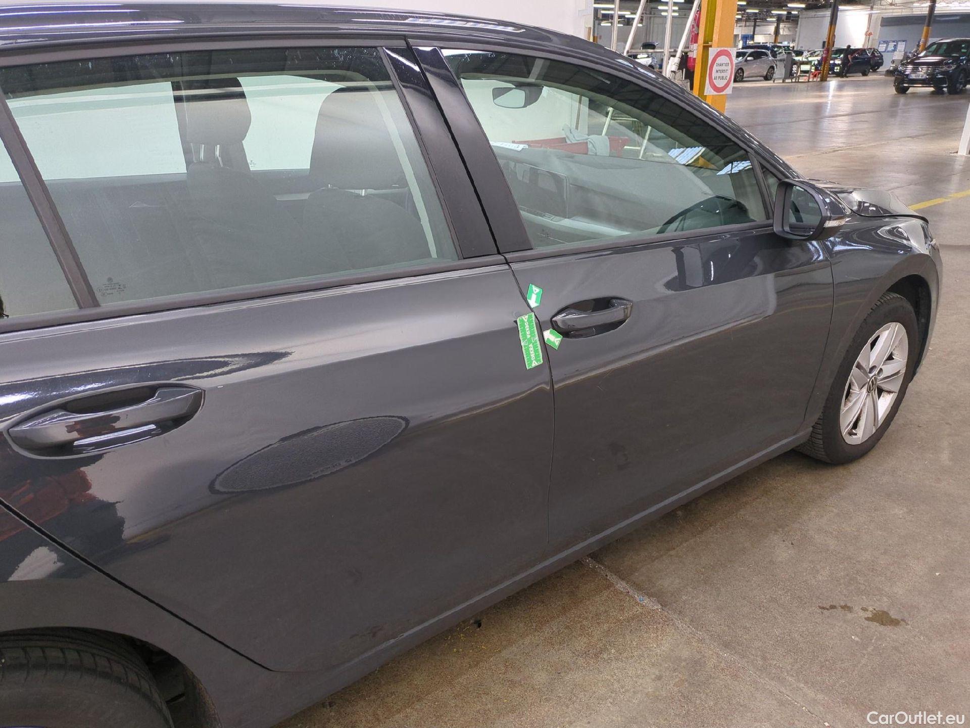  Volkswagen  Golf  VOLKSWAGEN / 2020 / 5P / Berline 1.5 eTSI OPF 130 DSG7 Life Busi #27