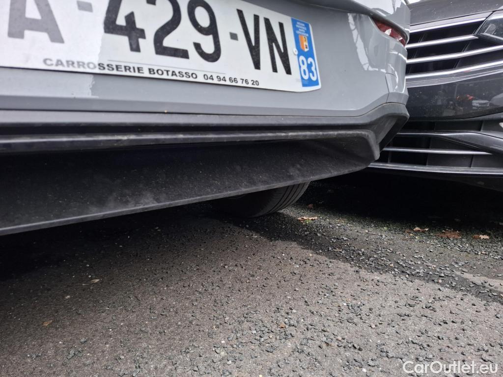  Volkswagen  Golf  VOLKSWAGEN / 2020 / 5P / Berline 1.0 eTSI OPF 110 DSG7 Life Business 1st #69