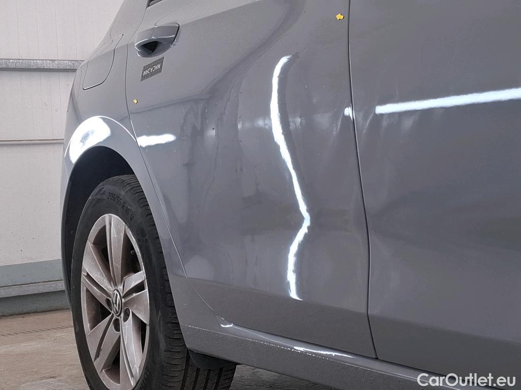  Volkswagen  Golf  VOLKSWAGEN / 2020 / 5P / Berline 1.0 eTSI OPF 110 DSG7 Life Business 1st #36