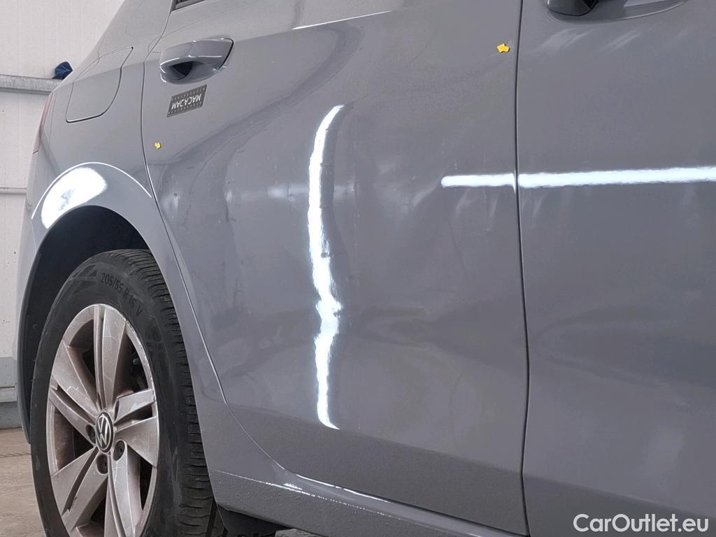  Volkswagen  Golf  VOLKSWAGEN / 2020 / 5P / Berline 1.0 eTSI OPF 110 DSG7 Life Business 1st #31