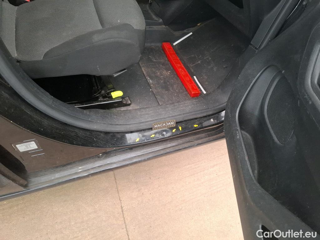  Citroen  Berlingo  Fourgon Club M 1000 1.5 BlueHDi 130CV BVA8 E6dT #42