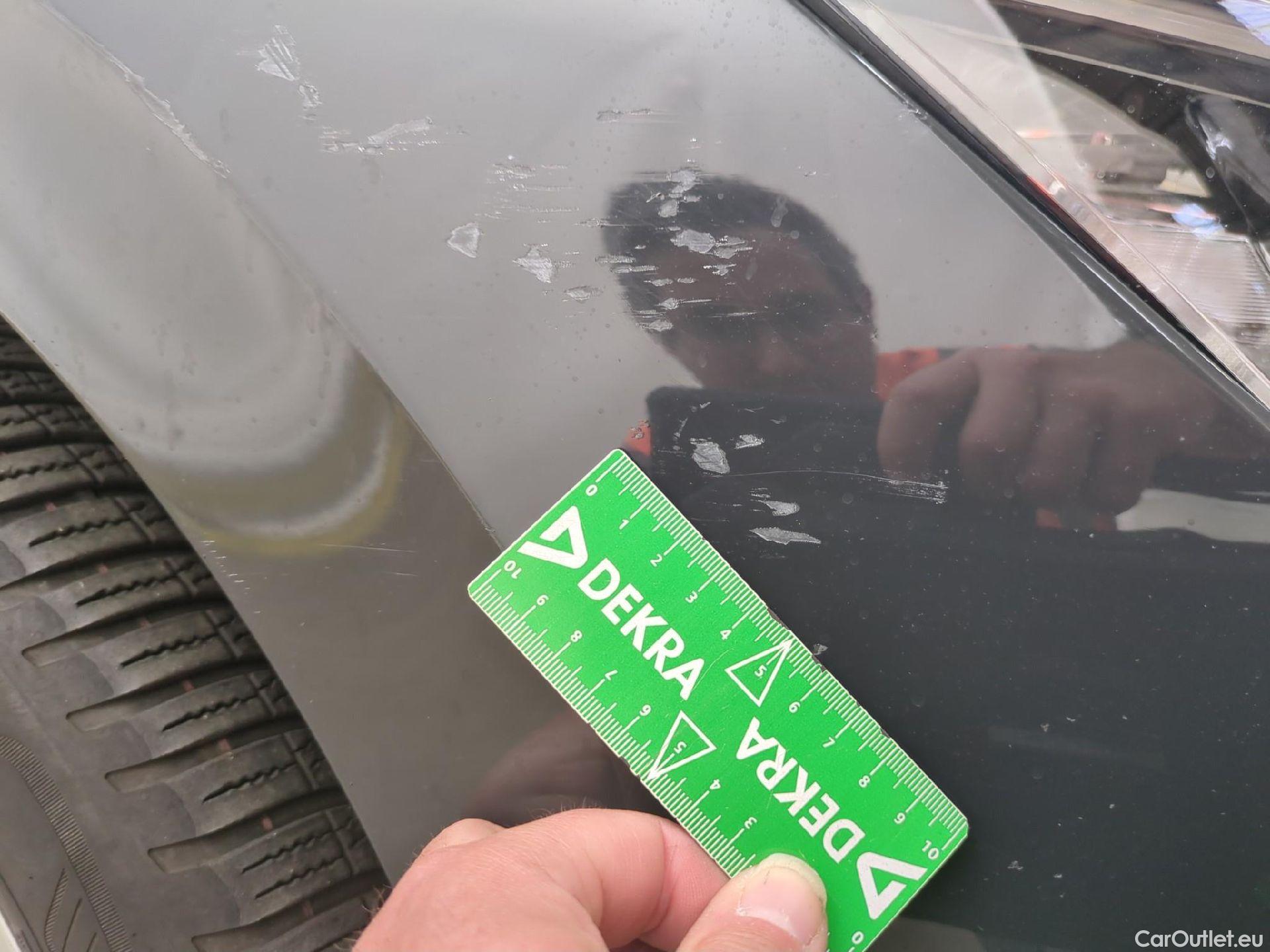  Volkswagen  Golf  VOLKSWAGEN / 2020 / 5P / Berline 1.5 eTSI OPF 130 DSG7 Life Busi #8