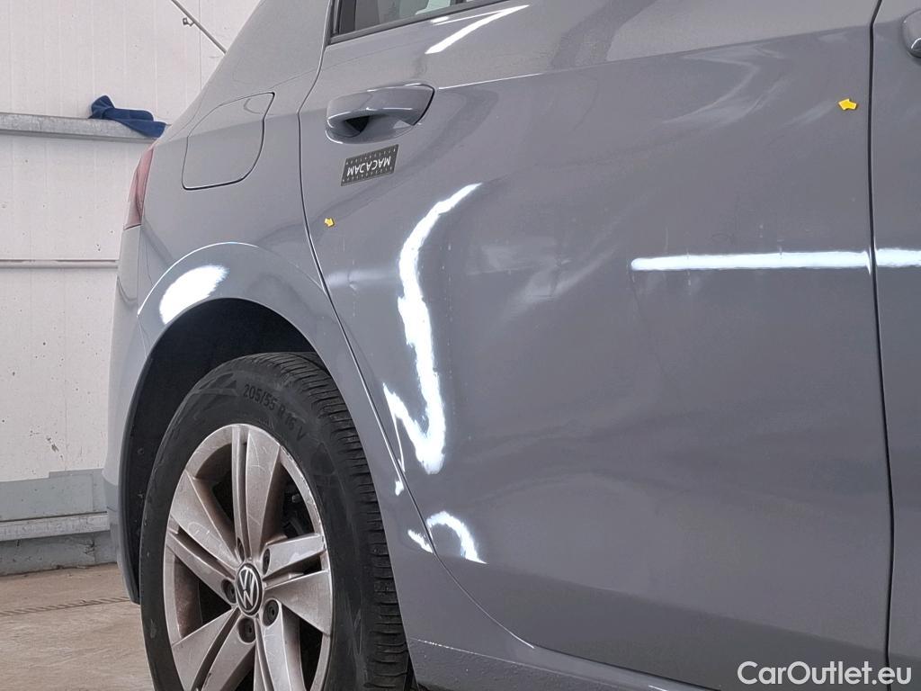  Volkswagen  Golf  VOLKSWAGEN / 2020 / 5P / Berline 1.0 eTSI OPF 110 DSG7 Life Business 1st #26