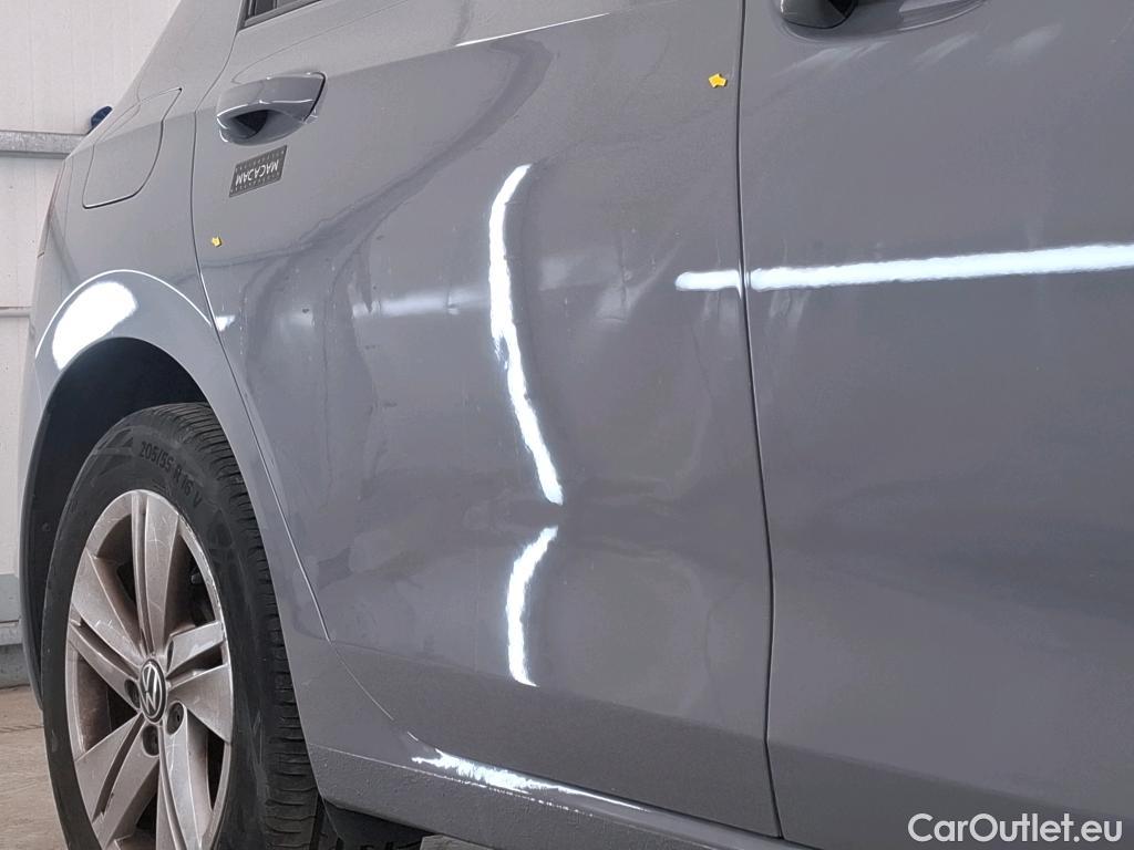  Volkswagen  Golf  VOLKSWAGEN / 2020 / 5P / Berline 1.0 eTSI OPF 110 DSG7 Life Business 1st #33