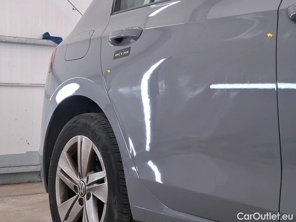  Volkswagen  Golf  VOLKSWAGEN / 2020 / 5P / Berline 1.0 eTSI OPF 110 DSG7 Life Business 1st #27