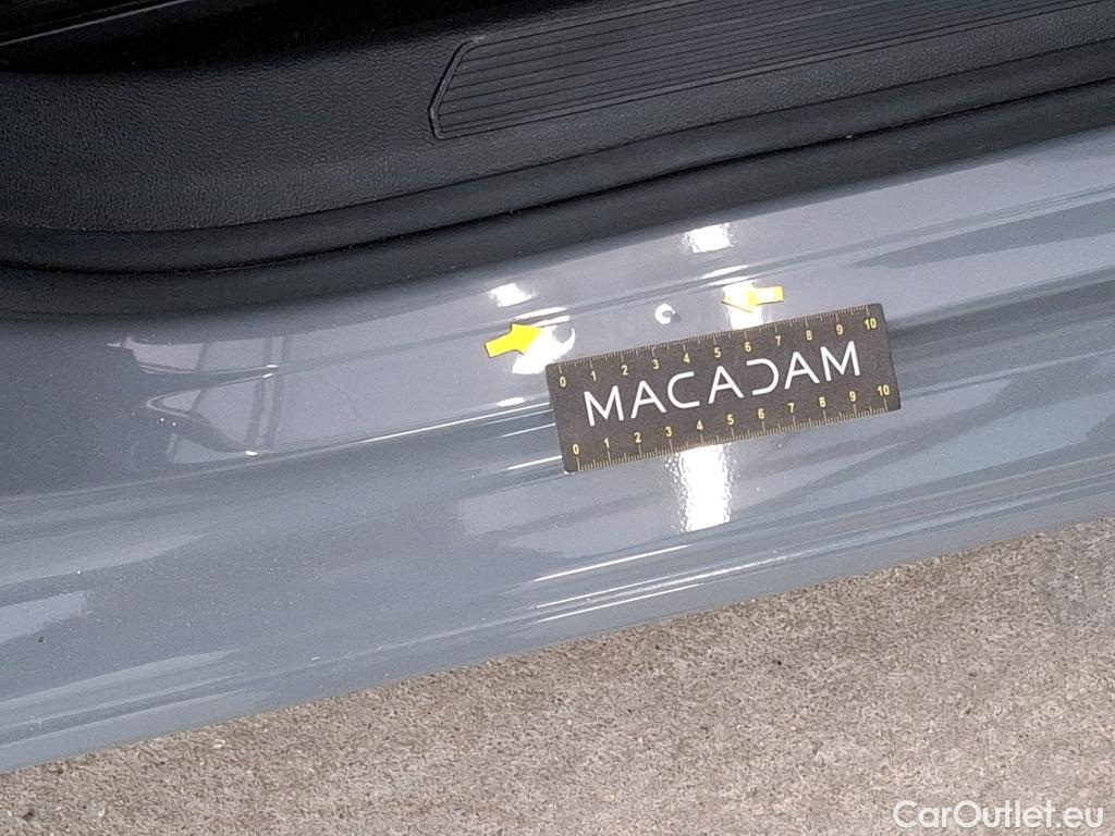  Volkswagen  Golf  VOLKSWAGEN / 2020 / 5P / Berline 1.0 eTSI OPF 110 DSG7 Life Business 1st #66