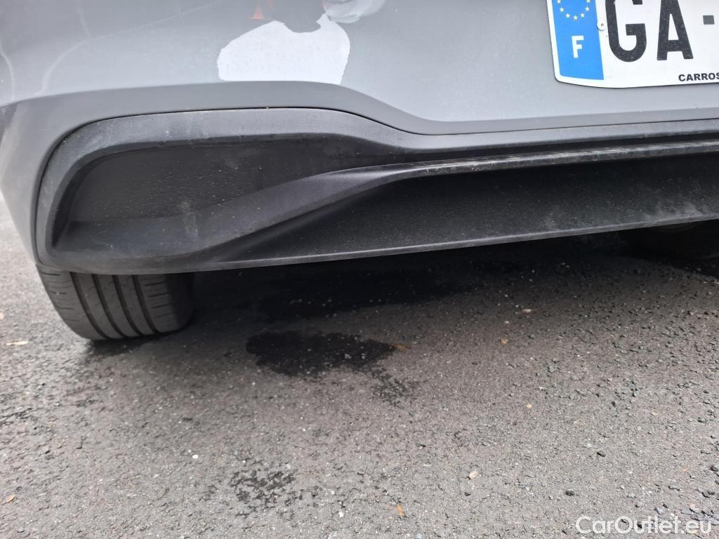  Volkswagen  Golf  VOLKSWAGEN / 2020 / 5P / Berline 1.0 eTSI OPF 110 DSG7 Life Business 1st #68