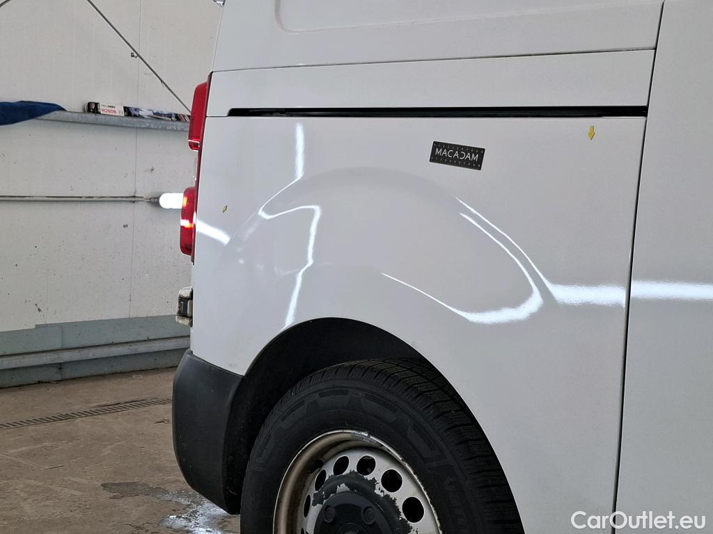  Opel  Vivaro OPEL  / 2019 / 4P / Fourgon tôlé 1.5 Diesel 120 L2 PACK BUSINESS #8