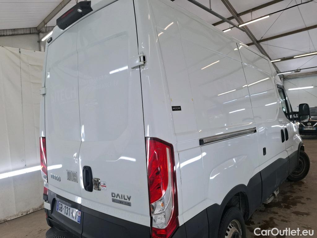  Iveco  Daily IVECO  / 2014 / 4P / Fourgon tôlé 2.3 35S16SA8 V11 H2 3520 #23