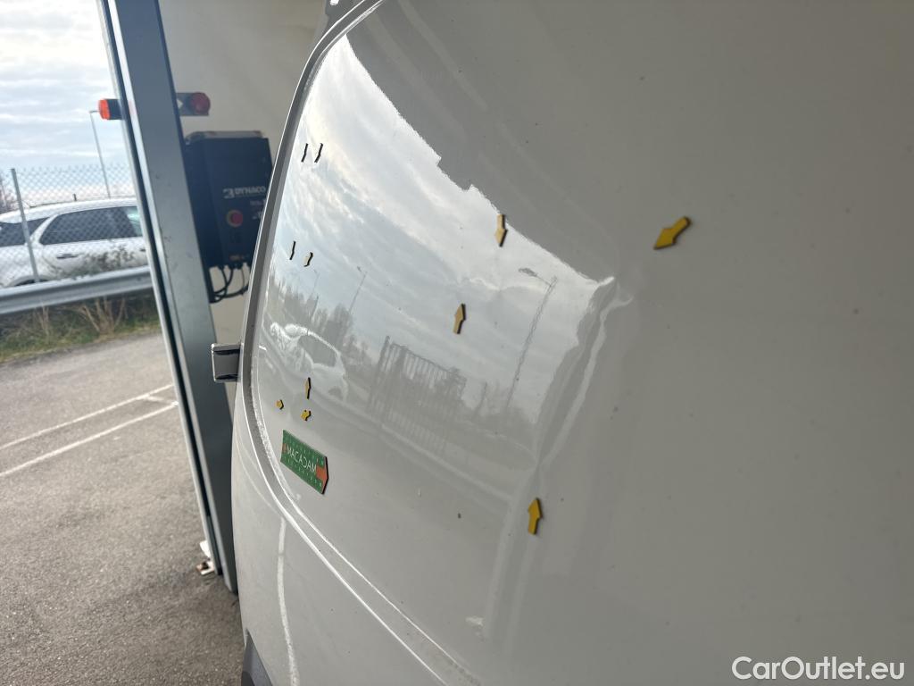  Renault  Kangoo RENAULT  / 2021 / 4P / Fourgonnette GD CONFORT - BLUE DCI 95 #3