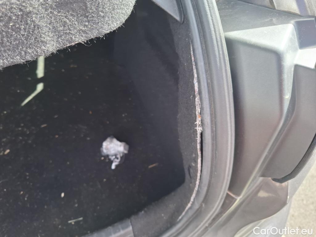  Peugeot  208  Premium 1.5 HDi 100CV BVM6 E6d #35