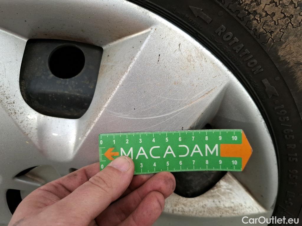  Renault  Kangoo  II Express Maxi Extra (Série Spéciale) 1.5 dCi 95CV BVM6 E6dT #45