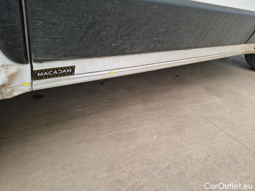  Citroen  Jumper  Fourgon 30 L1H1 Driver BlueHDi 120 2.2 BlueHDi 120CV BVM6 E6d #19