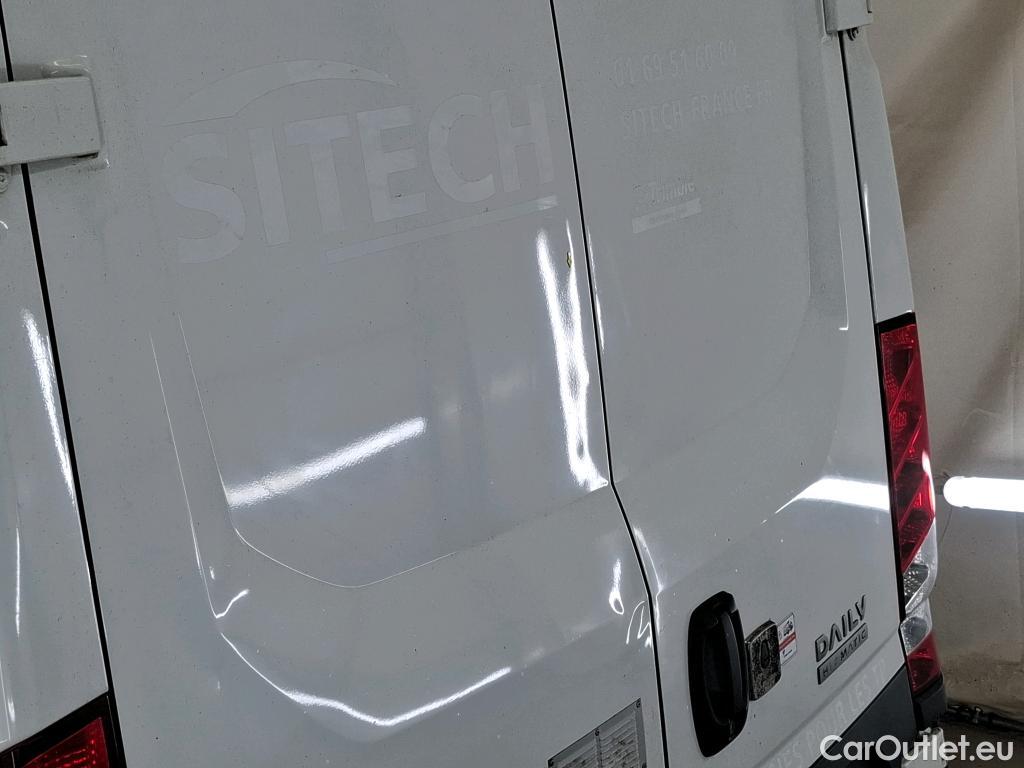  Iveco  Daily IVECO  / 2014 / 4P / Fourgon tôlé 2.3 35S16SA8 V11 H2 3520 #12