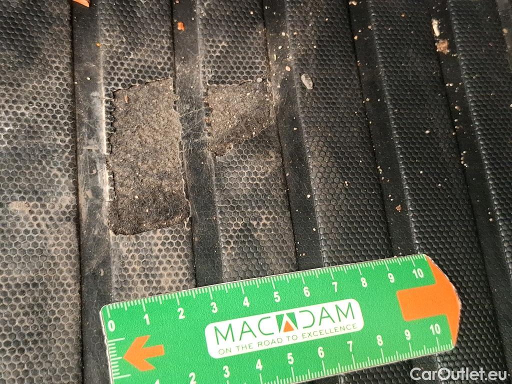  Citroen  C4  Berline Feel Nav Business R 1.5 BlueHDI 110CV BVM6 E6d #19