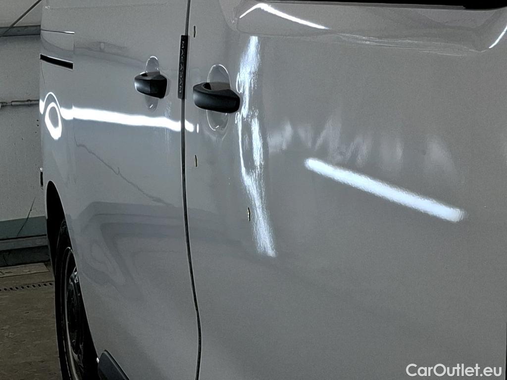  Opel  Vivaro OPEL  / 2019 / 4P / Fourgon tôlé 1.5 Diesel 120 L2 PACK BUSINESS #32