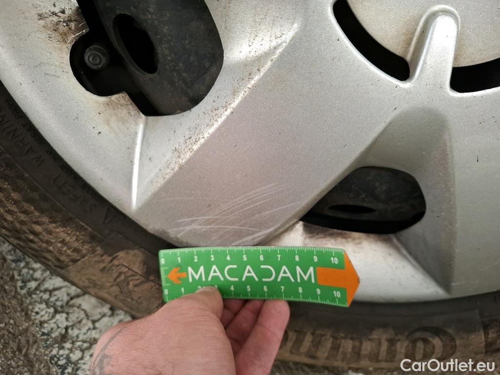  Renault  Kangoo  II Express Maxi Extra (Série Spéciale) 1.5 dCi 95CV BVM6 E6dT #46