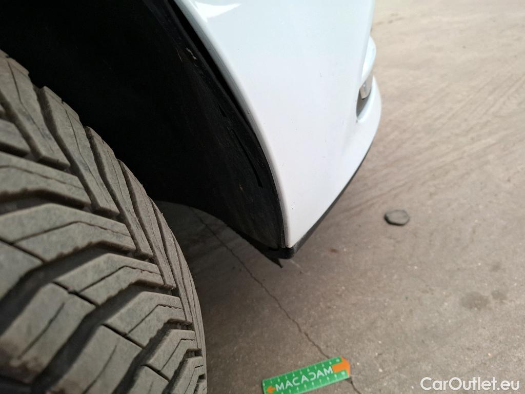  Renault  Clio  IV Air MediaNav 1.5 dCi 75CV BVM5 E6 #17