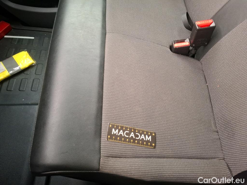  Opel  Vivaro OPEL  / 2019 / 4P / Fourgon tôlé 1.5 Diesel 120 L2 PACK BUSINESS #59