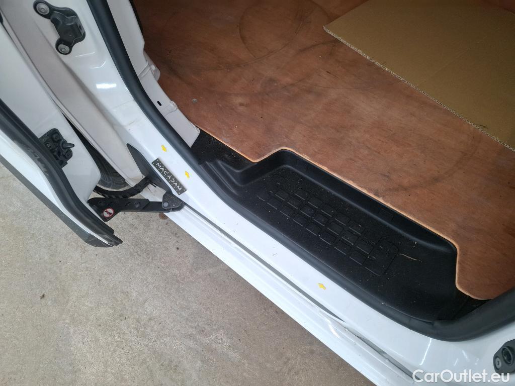  Citroen  Jumpy CITROEN  / 2016 / 4P / Fourgon tôlé XS BlueHDi 120 S&S EAT8 Cityvan #15