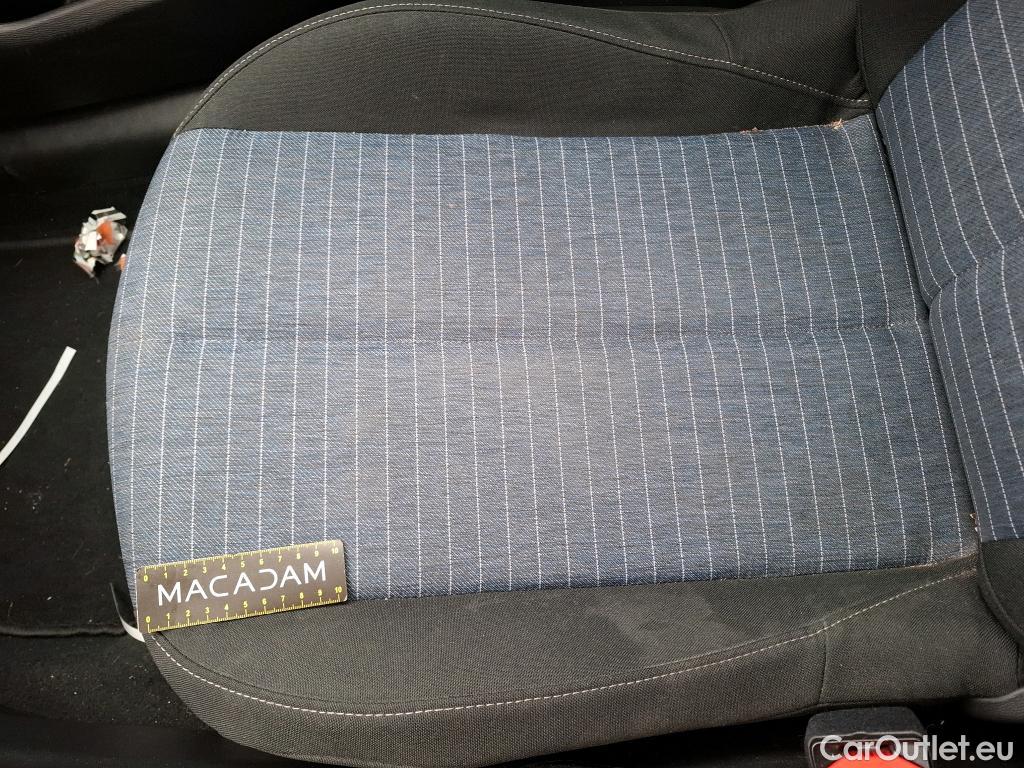  Peugeot  208  Premium 1.5 HDi 100CV BVM6 E6d #31