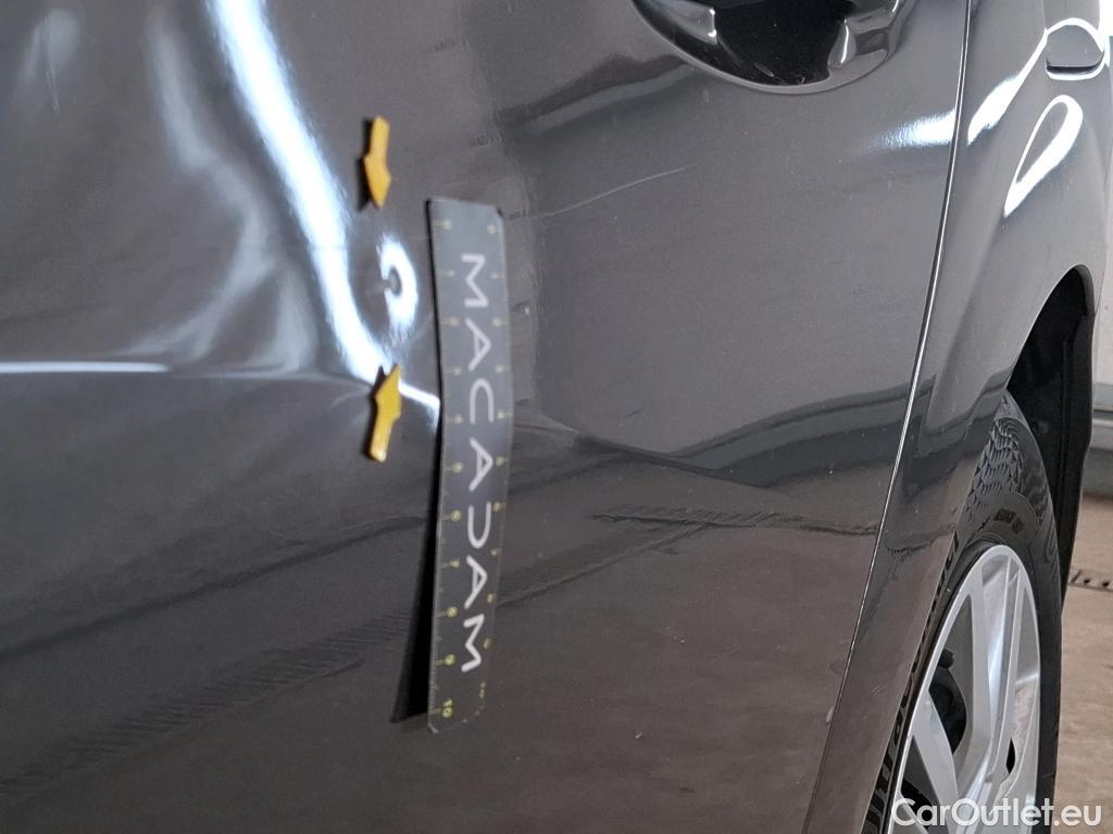  Peugeot  208  Premium 1.5 HDi 100CV BVM6 E6d #4