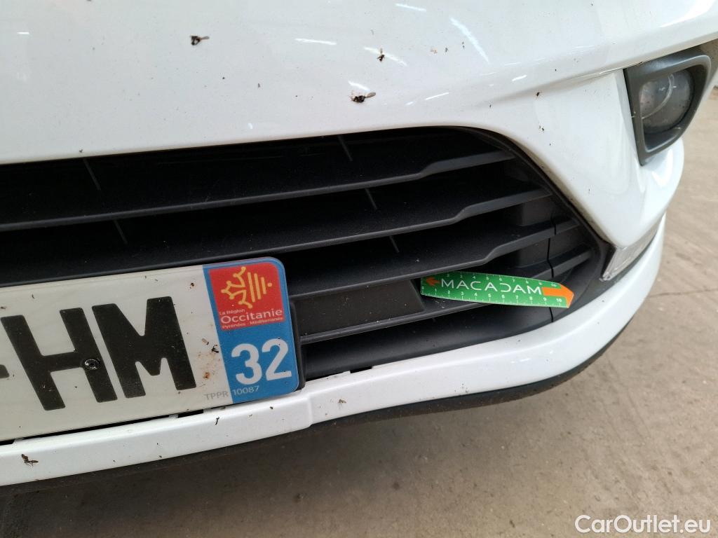  Renault  Clio  IV Air MediaNav 1.5 dCi 75CV BVM5 E6 #19