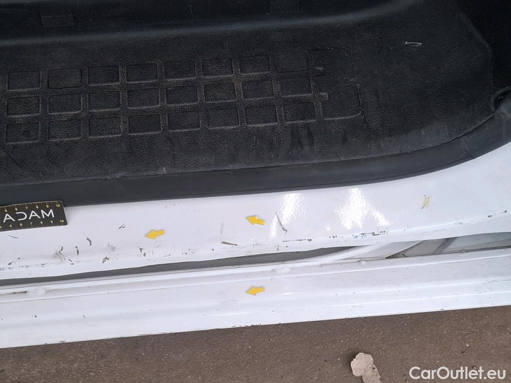  Opel  Vivaro OPEL  / 2019 / 4P / Fourgon tôlé 1.5 Diesel 120 L2 PACK BUSINESS #48