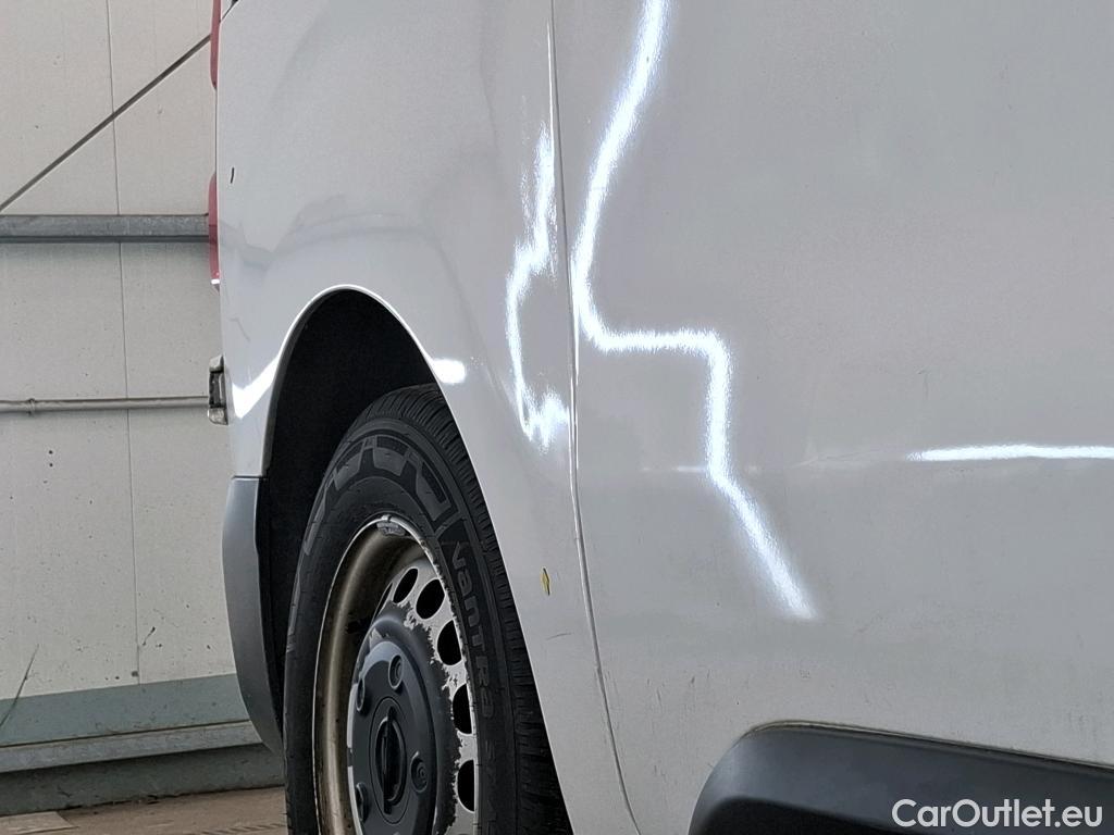  Opel  Vivaro OPEL  / 2019 / 4P / Fourgon tôlé 1.5 Diesel 120 L2 PACK BUSINESS #15