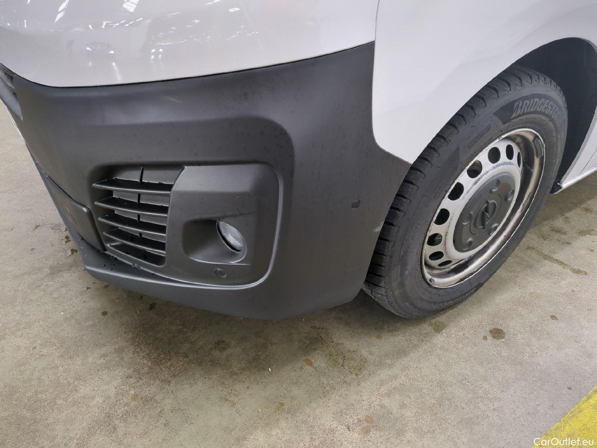  Opel  Vivaro OPEL  / 2019 / 4P / Fourgon tôlé Taille XL BlueHDi 145 S&S BVM6 #15